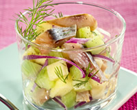 Verrine hareng pomme concombre.jpg