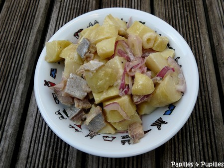 Fichier:Salade pommes de terre harengs.jpg